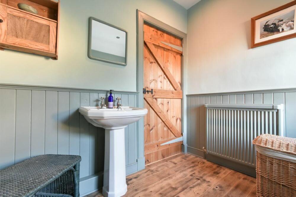 Whistlewood Villa Bamburgh Exterior photo